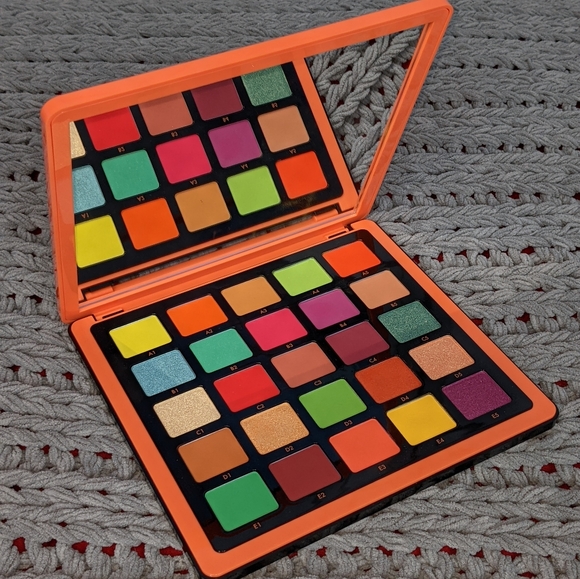 Anastasia Beverly Hills Pro Pigment Palette